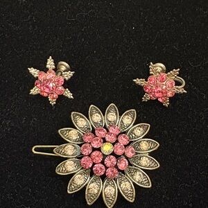 Elegant Pink and Gold Floral Hair Accessory with Vintage Earrings Set